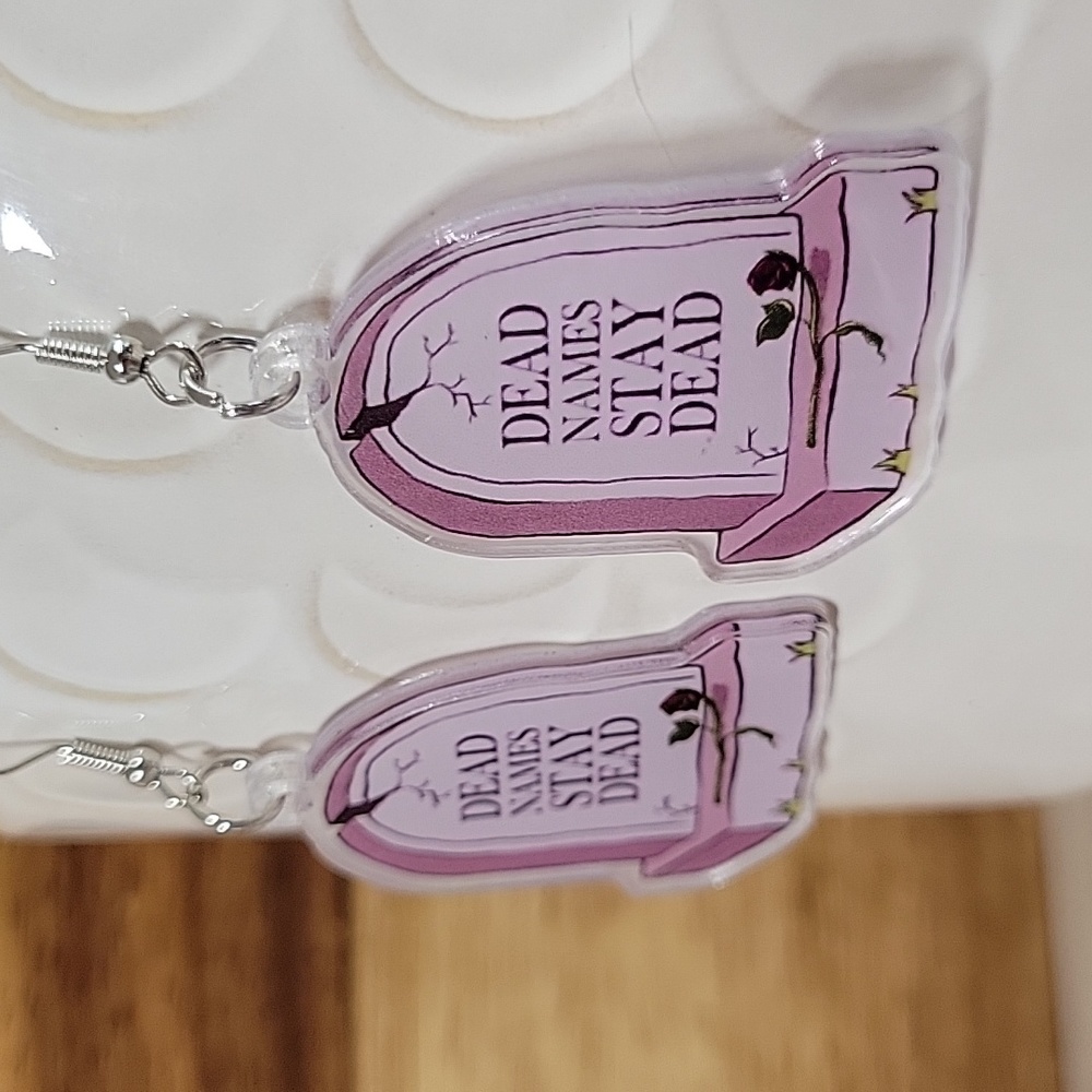 Dead Names Drop Earrings - Picture 4 of 6